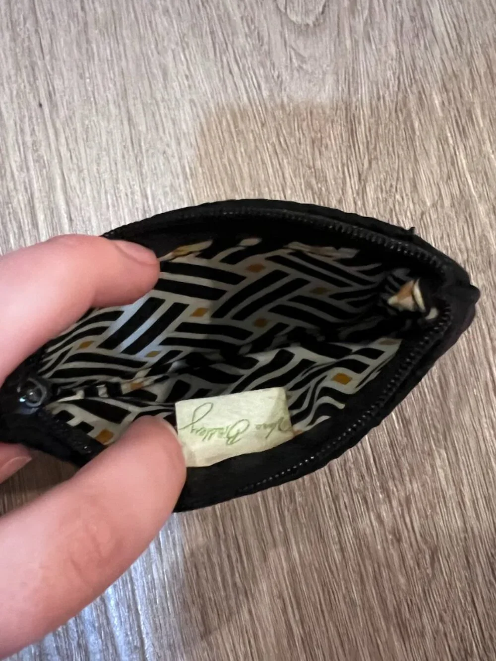 Vera Bradley Black Quilted Zip Coin Pouch Wallet - Picture 5 of 5